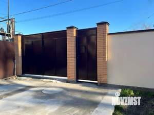 Дом 130м&sup2;, 2-этажный, участок 3 сот.  