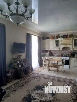 Дом 150м², 2-этажный, участок 3 сот.  