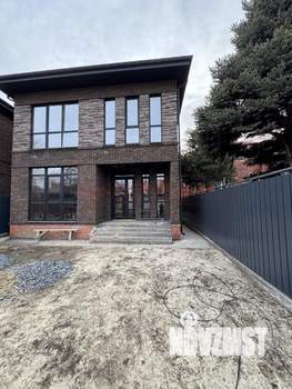 Дом 250м², 2-этажный, участок 3 сот.  