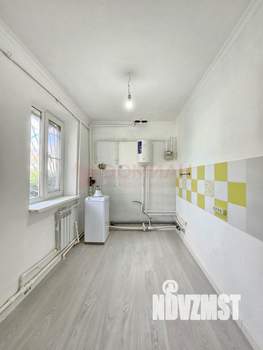 Дом 46м², 2-этажный, участок 3 сот.  