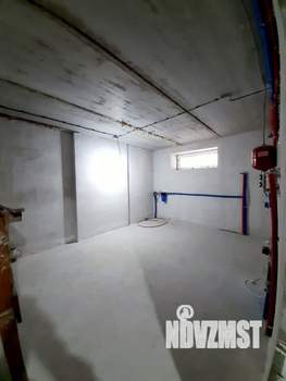 Дом 262м&sup2;, 2-этажный, участок 3 сот.  