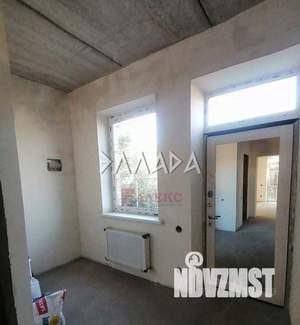 Дом 140м&sup2;, 2-этажный, участок 3 сот.  