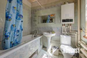 Дом 150м², 2-этажный, участок 9 сот.  