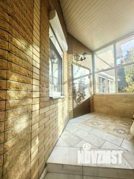 Дом 147м&sup2;, 2-этажный, участок 3 сот.  