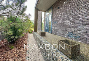 Дом 325м&sup2;, 2-этажный, участок 9 сот.  