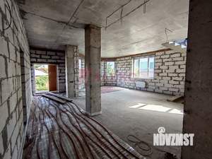 Дом 327м², 3-этажный, участок 6 сот.  