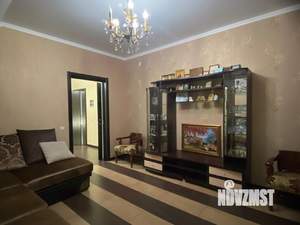 Дом 220м², 3-этажный, участок 3 сот.  