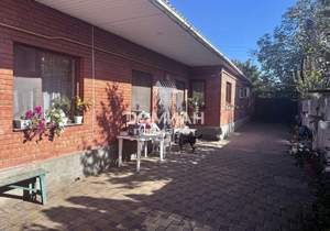 Дом 101м&sup2;, 1-этажный, участок 4 сот.  