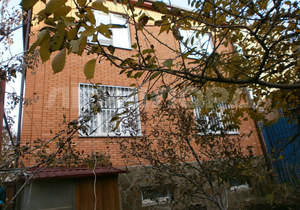 Дом 203м&sup2;, 2-этажный, участок 6 сот.  