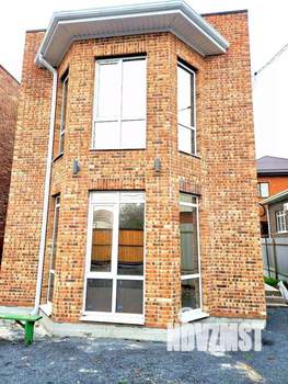 Дом 130м&sup2;, 2-этажный, участок 4 сот.  