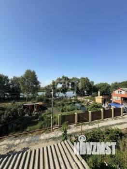 Дом 216м&sup2;, 3-этажный, участок 11 сот.  