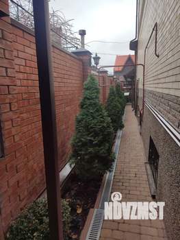 Дом 250м², 2-этажный, участок 3 сот.  