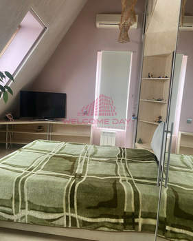 Дом 178м², 3-этажный, участок 4 сот.  