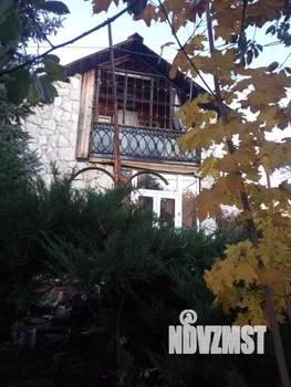 Дом 65м&sup2;, 2-этажный, участок 4 сот.  