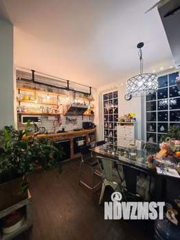 Дом 130м&sup2;, 2-этажный, участок 4 сот.  