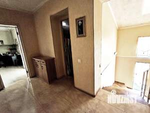 Дом 133м&sup2;, 2-этажный, участок 10 сот.  