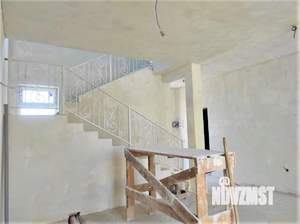 Дом 150м&sup2;, 2-этажный, участок 3 сот.  