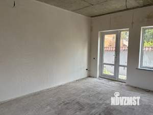 Дом 128м&sup2;, 2-этажный, участок 3 сот.  