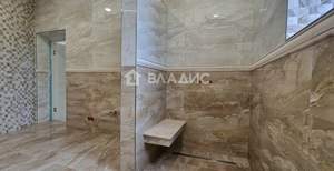 Дом 604м², 3-этажный, участок 761 сот.  