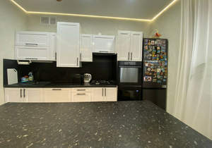 Дом 186м&sup2;, 2-этажный, участок 4 сот.  