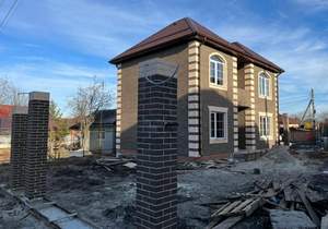 Дом 140м&sup2;, 2-этажный, участок 6 сот.  