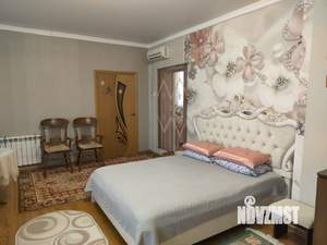 Дом 175м², 3-этажный, участок 6 сот.  