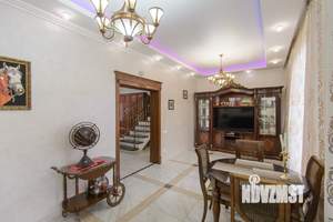 Дом 120м², 2-этажный, участок 3 сот.  