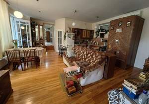 Дом 286м&sup2;, 2-этажный, участок 3 сот.  