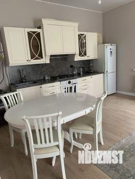 Дом 120м&sup2;, 2-этажный, участок 3 сот.  