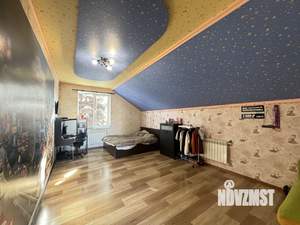 Дом 198м&sup2;, 2-этажный, участок 4 сот.  