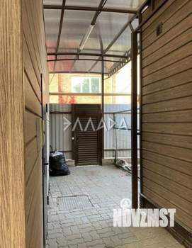 Дом 60м², 2-этажный, участок 6 сот.  