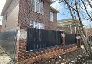 Дом 165м&sup2;, 2-этажный, участок 3 сот.  