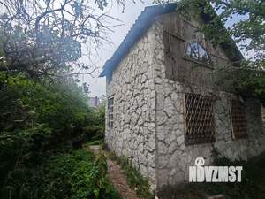 Дом 65м&sup2;, 2-этажный, участок 4 сот.  