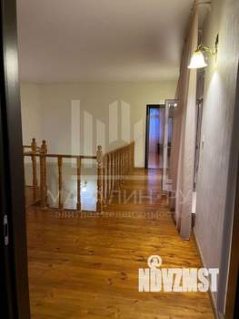 Дом 450м², 3-этажный, участок 5 сот.  