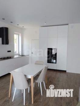 Дом 142м&sup2;, 1-этажный, участок 6 сот.  