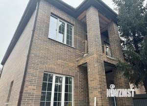 Дом 170м&sup2;, 2-этажный, участок 4 сот.  