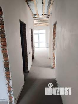 Дом 135м&sup2;, 1-этажный, участок 4 сот.  