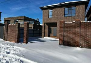 Дом 190м&sup2;, 2-этажный, участок 3 сот.  