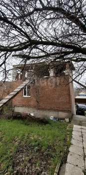 Дом 100м&sup2;, 2-этажный, участок 6 сот.  