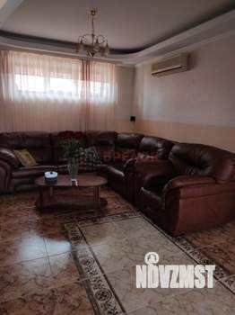 Дом 150м&sup2;, 2-этажный, участок 5 сот.  