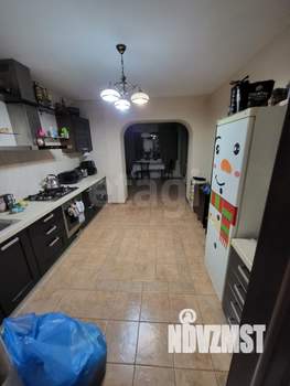 Дом 202м&sup2;, 2-этажный, участок 2 сот.  