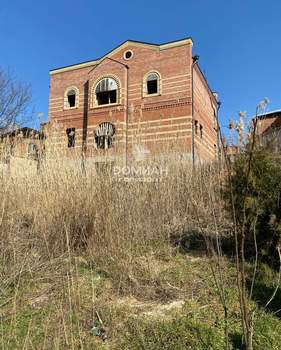 Дом 310м&sup2;, 2-этажный, участок 14 сот.  