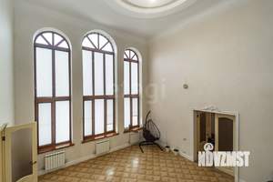 Дом 650м², 2-этажный, участок 7 сот.  