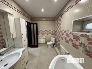 Дом 189м², 2-этажный, участок 6 сот.  