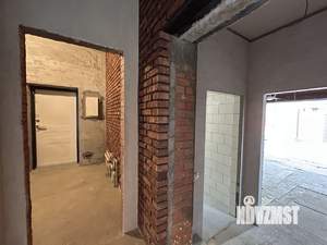 Дом 200м&sup2;, 1-этажный, участок 6 сот.  