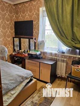 Дом 63м&sup2;, 2-этажный, участок 1 сот.  