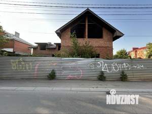 Дом 260м&sup2;, 2-этажный, участок 7 сот.  