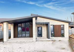 Дом 136м², 1-этажный, участок 6 сот.  