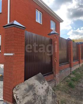 Дом 200м&sup2;, 2-этажный, участок 6 сот.  