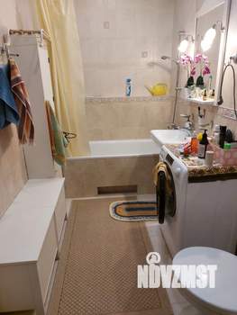 Дом 170м&sup2;, 2-этажный, участок 3 сот.  